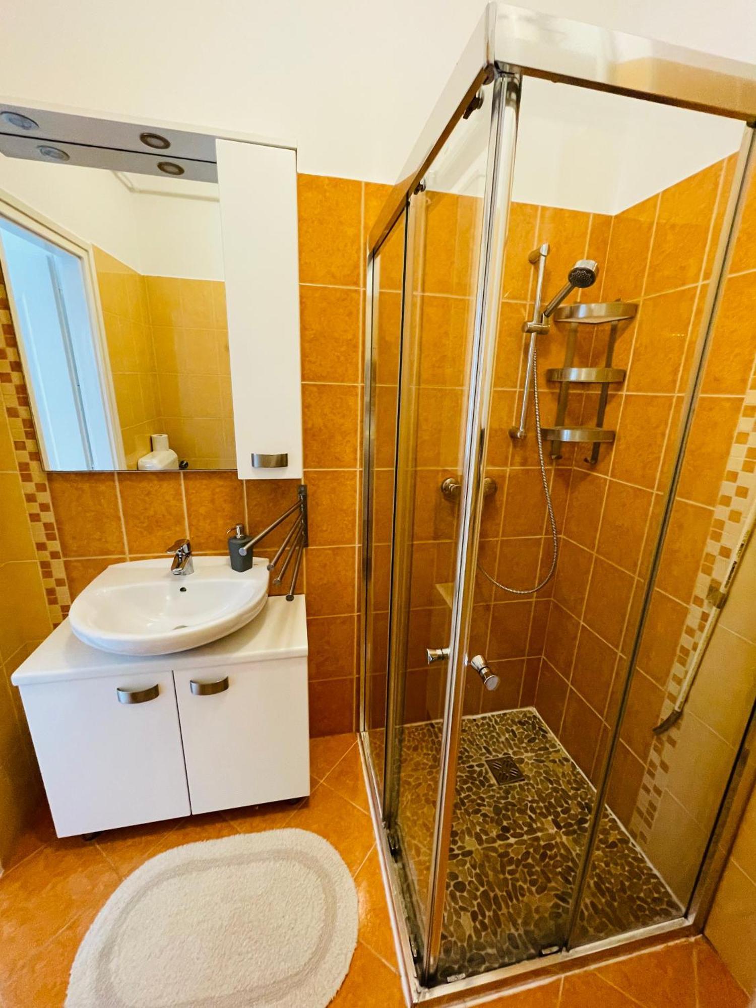 Gold Apartman Nagykanizsa Bagian luar foto